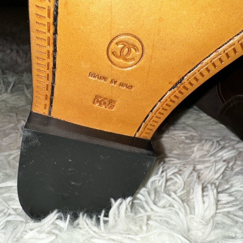 Chanel Suede & Leather Riding Boots in Espresso Brown Size 36.5 - Picture 14 of 15